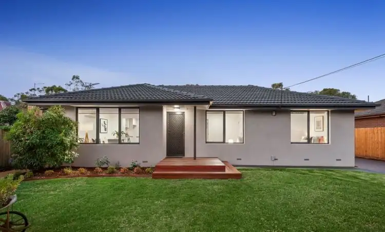 54 Lee-Ann Crescent, Croydon VIC 3136