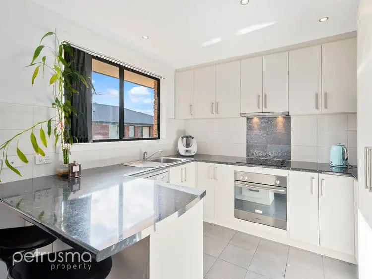 Fifth view of Homely house listing, 8 Redlands Drive, Rosetta TAS 7010