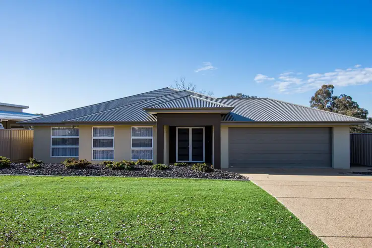 Main view of Homely house listing, 32 Barton Avenue, Lloyd NSW 2650