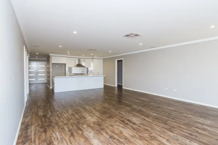 Sixth view of Homely house listing, 32 Barton Avenue, Lloyd NSW 2650