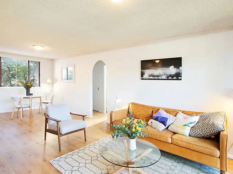 1/142 Railway Street, Cooks Hill NSW 2300