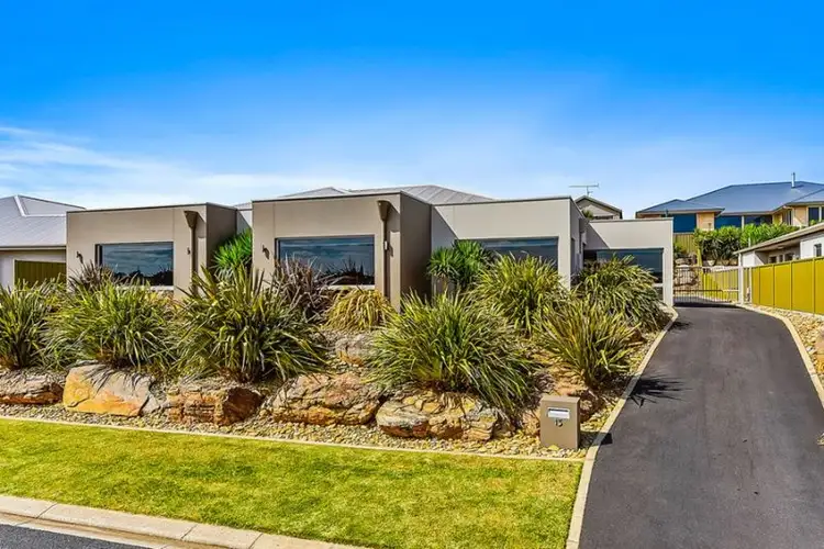 15 GREENRIDGE DRIVE, Mount Gambier SA 5290