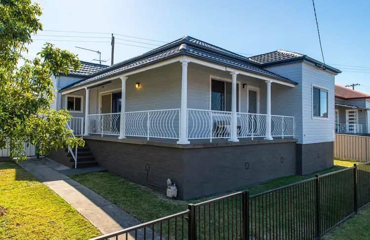 4 TRAISE STREET, Waratah NSW 2298