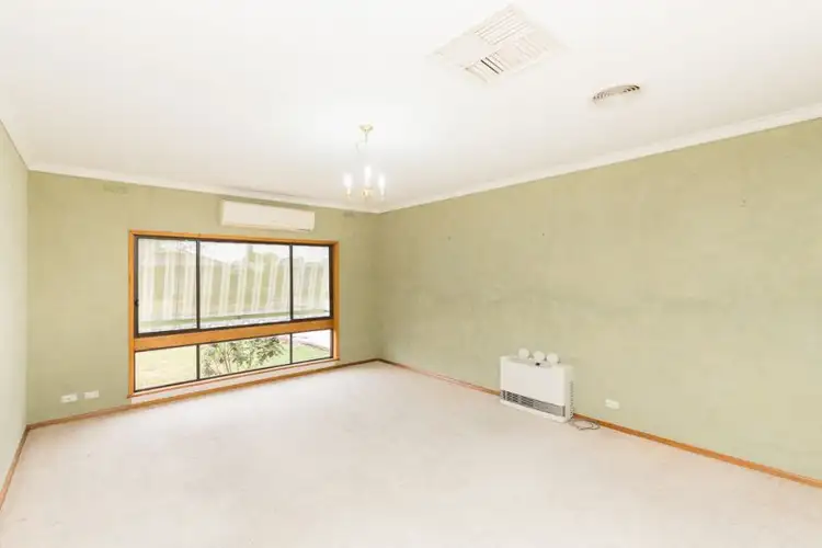 Sixth view of Homely house listing, 2 Carr Street, Horsham VIC 3400