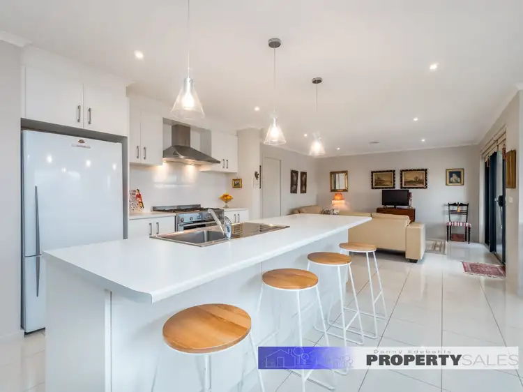 Fourth view of Homely house listing, 2 Flores Street, Trafalgar VIC 3824