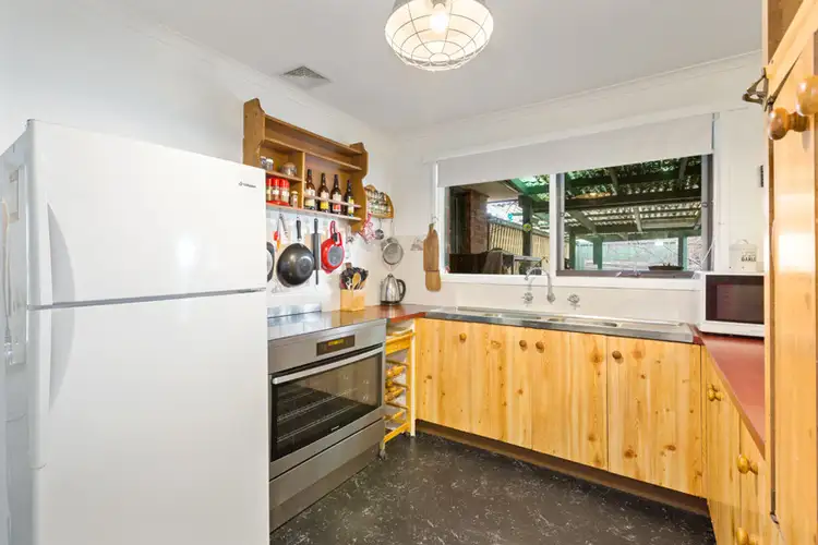 Sixth view of Homely house listing, 3 MARIN COURT, Broadford VIC 3658