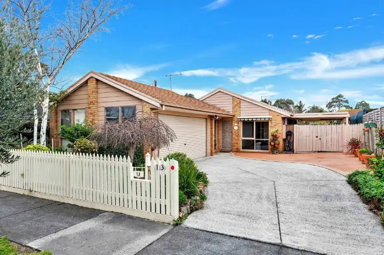 13 Meadow View Place, Mornington VIC 3931