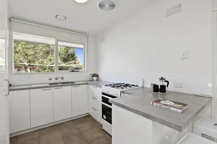 Fourth view of Homely house listing, 11 Poplar Court, Belmont VIC 3216