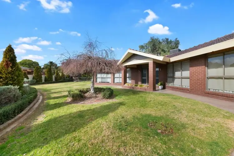 4 Hilmi Court, Shepparton East VIC 3631