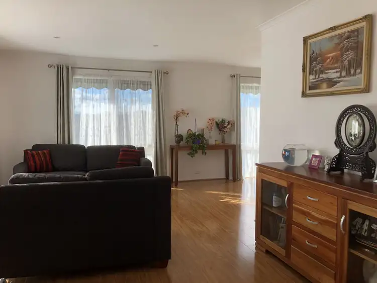 Fifth view of Homely house listing, 7 Granby Court, Endeavour Hills VIC 3802