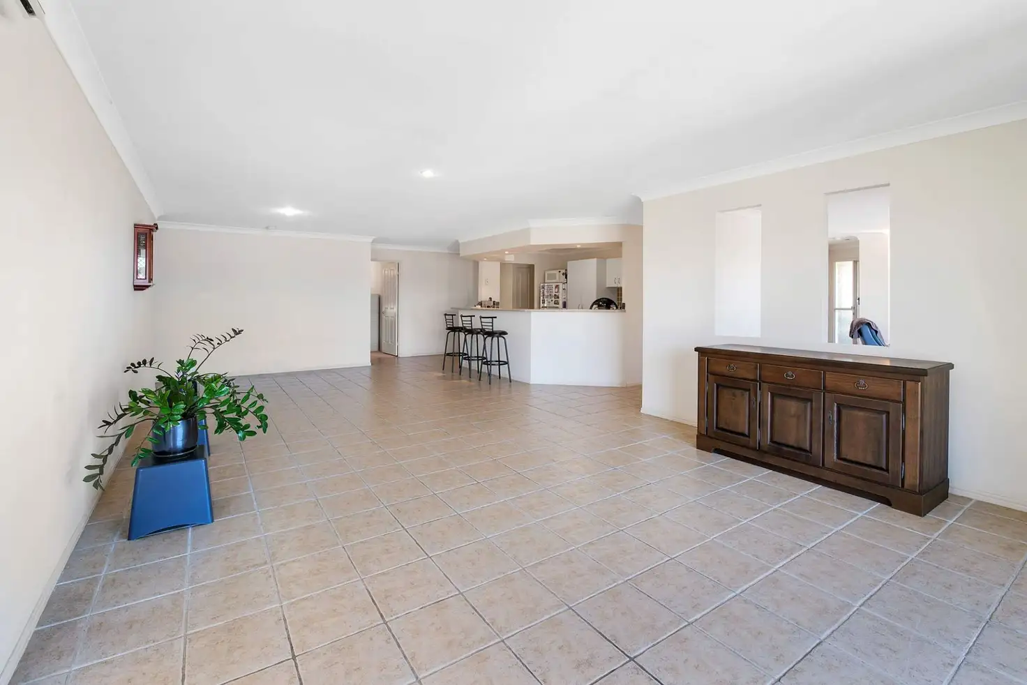 Main view of Homely house listing, 10 Stromlo, Pacific Pines QLD 4211