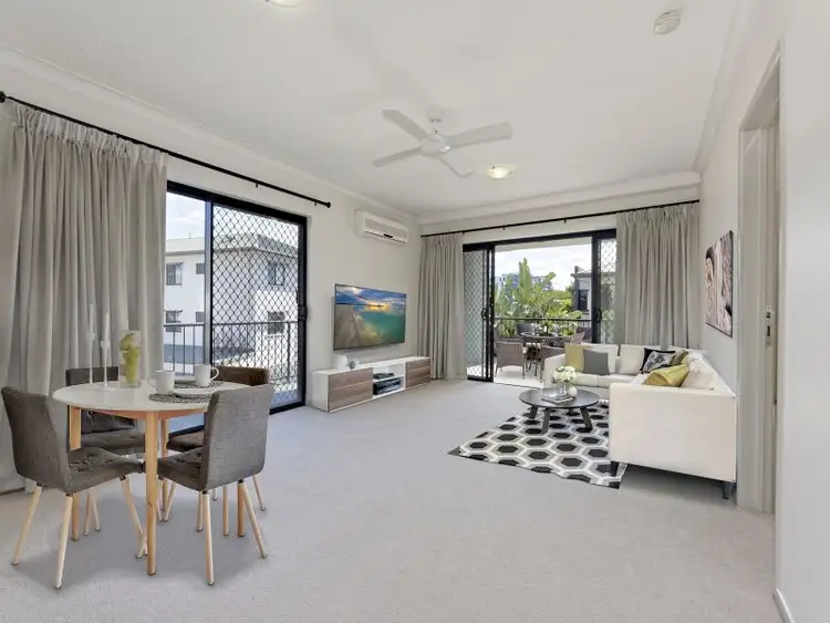 Second view of Homely unit listing, 18/11 Kitchener Street, Coorparoo QLD 4151