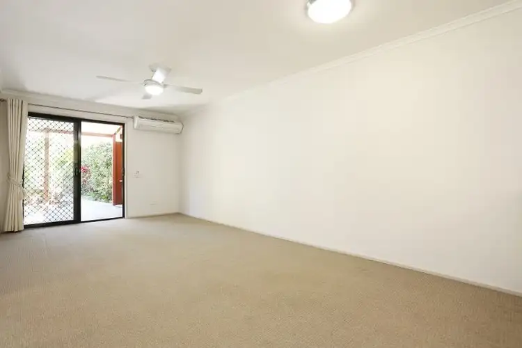 Fifth view of Homely unit listing, 2/92 Amarina ave, Mooloolaba QLD 4557