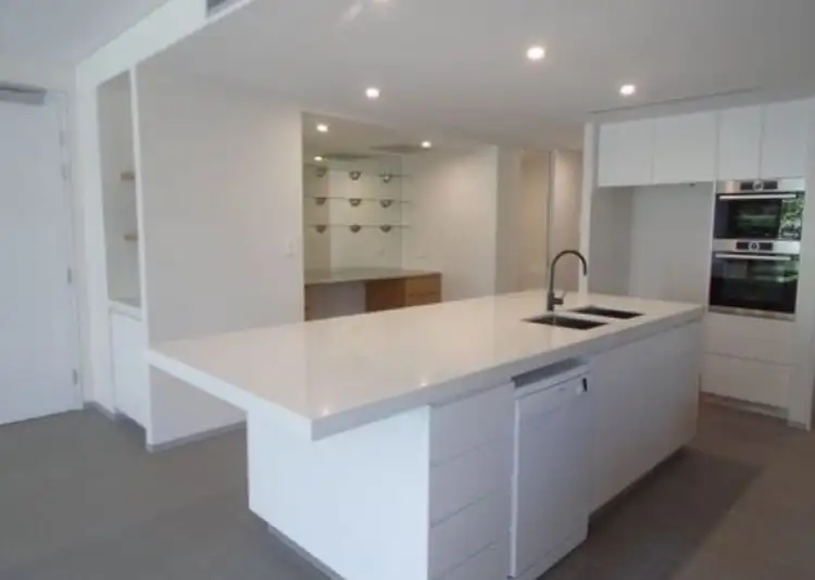 Second view of Homely unit listing, 2/62 The Strand, North Ward QLD 4810