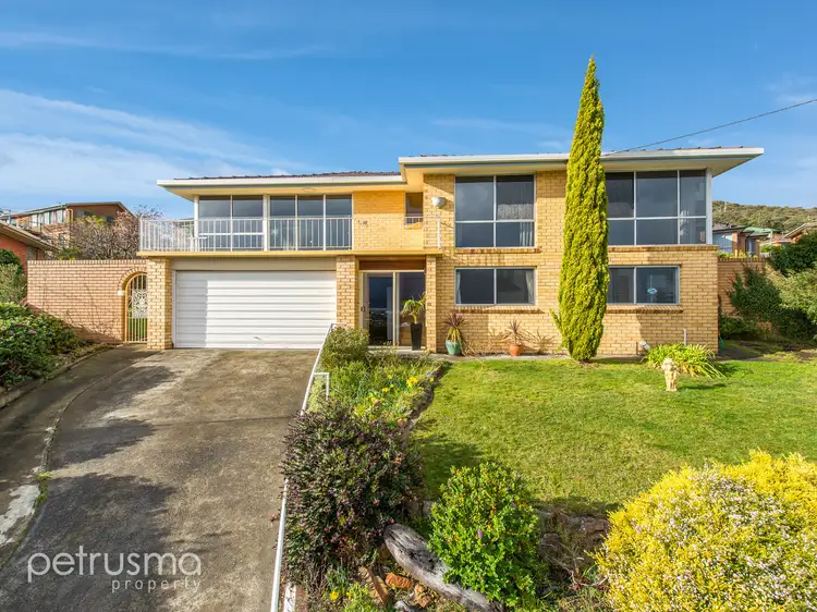 52 Carella Street, Howrah TAS 7018