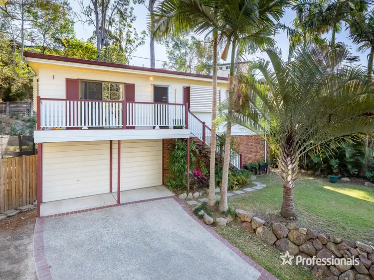 6 Yera Court, Arana Hills QLD 4054