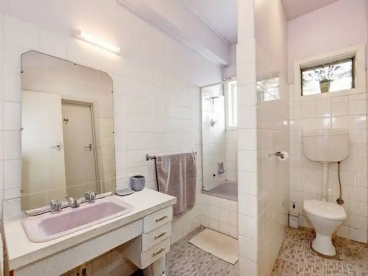Seventh view of Homely unit listing, 2/31 Millers Rd, Altona VIC 3018
