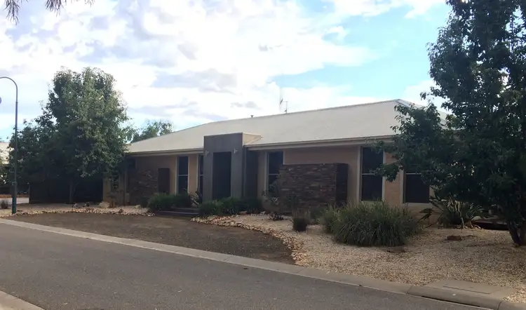 36 Waterview Drive, White Hills VIC 3550