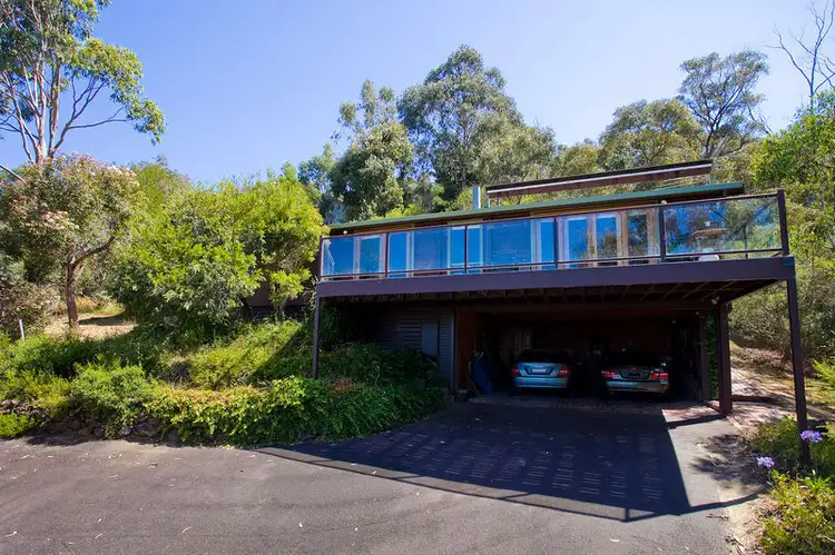 6 Hopetoun Terrace, Lorne VIC 3232