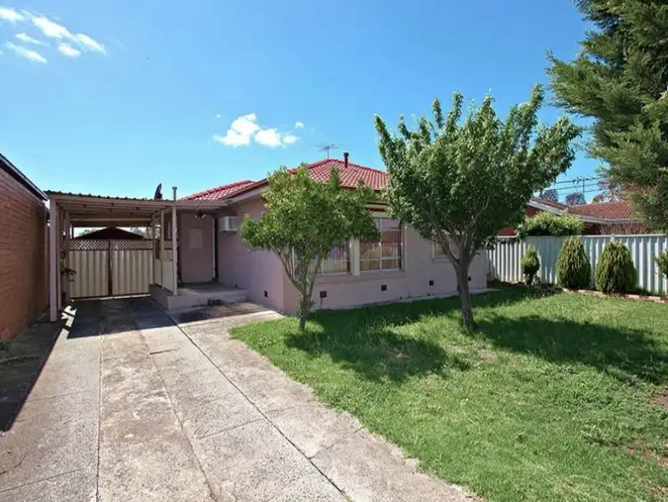 72 Fairbairn Road, Sunshine West VIC 3020