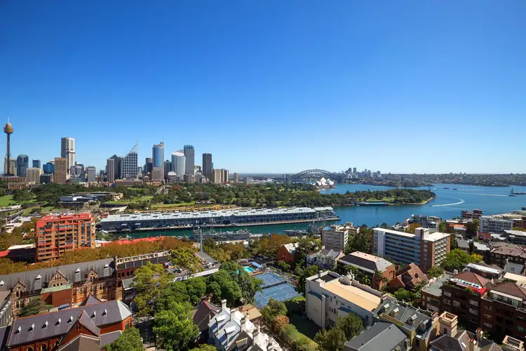 Third view of Homely apartment listing, 1702/7 Rockwall Crescent, Potts Point NSW 2011