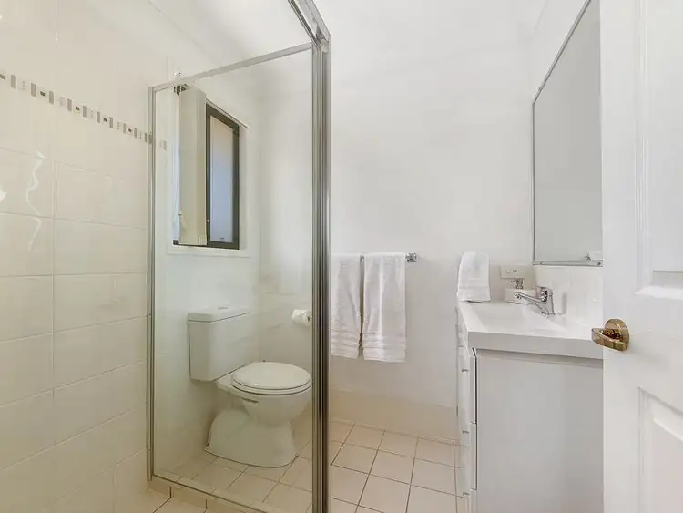 Sixth view of Homely house listing, 1/30 Debbie Way, Nerang QLD 4211