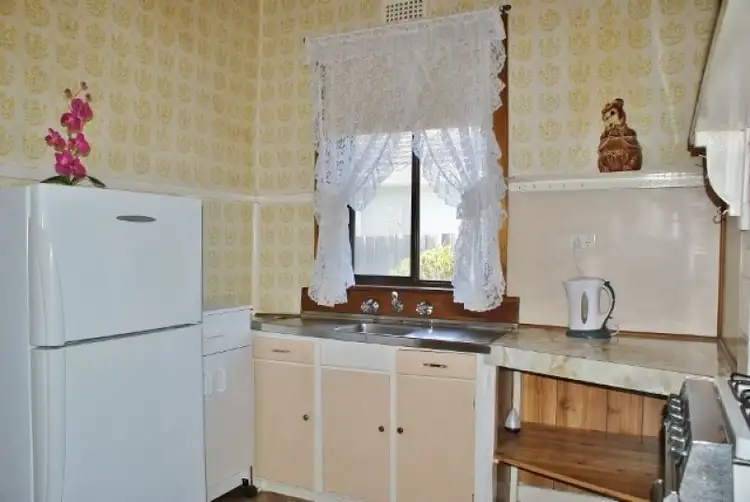 Seventh view of Homely house listing, 8 View Street, Moe VIC 3825