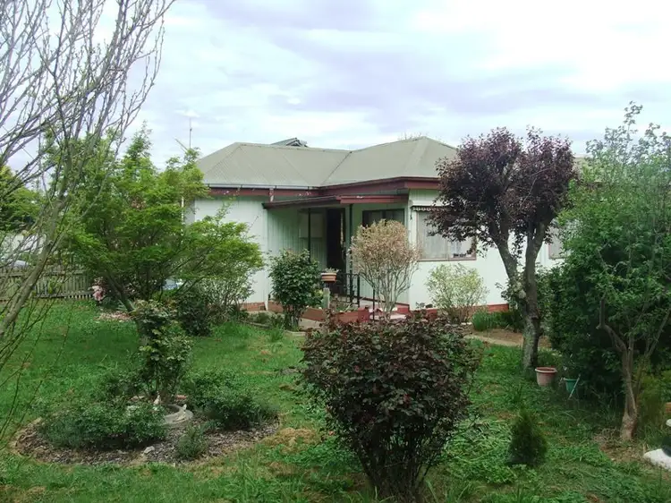 42 Great Alpine Road, Myrtleford VIC 3737