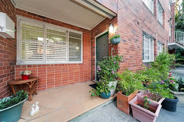 Second view of Homely apartment listing, 2/6 Elizabeth Parade, Lane Cove NSW 2066
