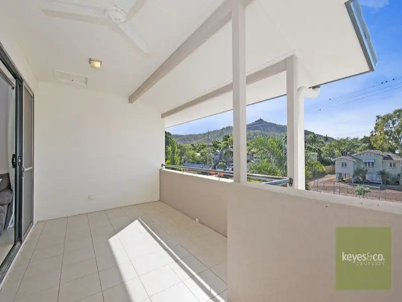 Main view of Homely unit listing, 10/6-24 Henry Street, West End QLD 4810