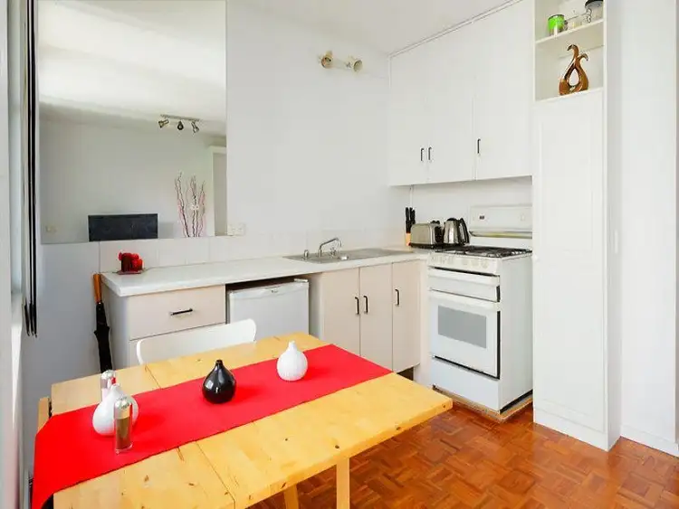 Second view of Homely studio listing, 401/76 Roslyn Gardens, Elizabeth Bay NSW 2011