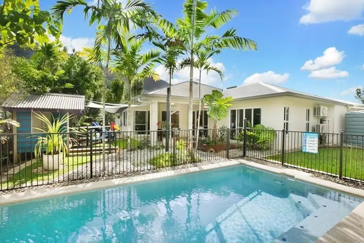 111 Gamburra Drive, Redlynch QLD 4870
