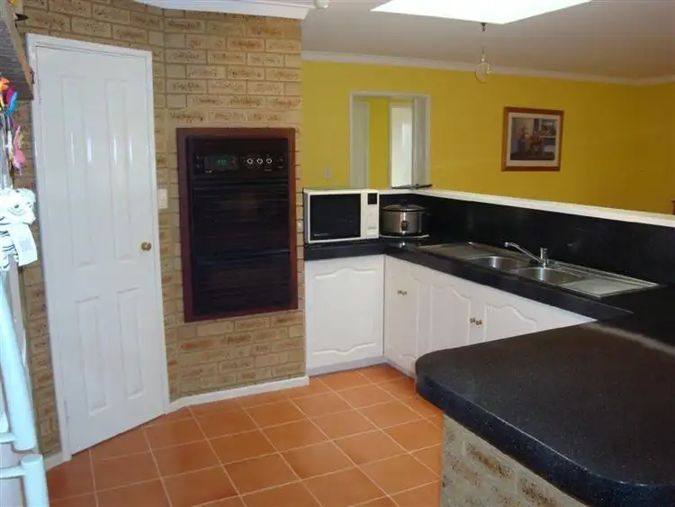 Fifth view of Homely house listing, 8 Kyle Court, Hamersley WA 6022
