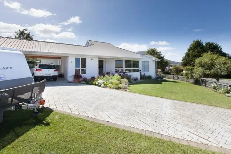 4 Eaves Court, Old Beach TAS 7017