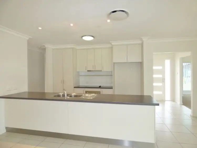 Fifth view of Homely house listing, 11 Sommerfeld Crescent, Chinchilla QLD 4413