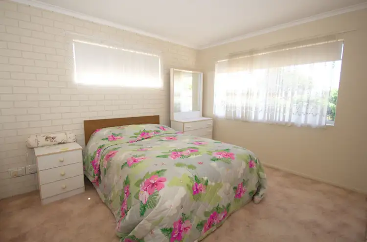 Sixth view of Homely unit listing, 2/13 Bride Street, Wynnum QLD 4178
