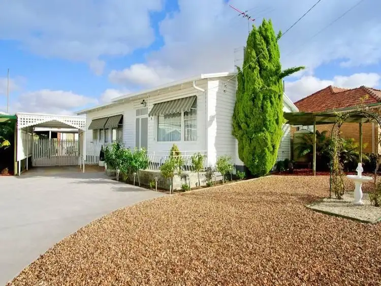 3 Macarthur, Hamlyn Heights VIC 3215