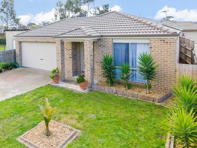 14b Henry Street, Koo Wee Rup VIC 3981