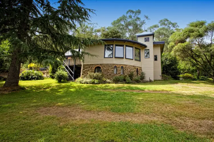 15 Mill Road, Harrietville VIC 3741