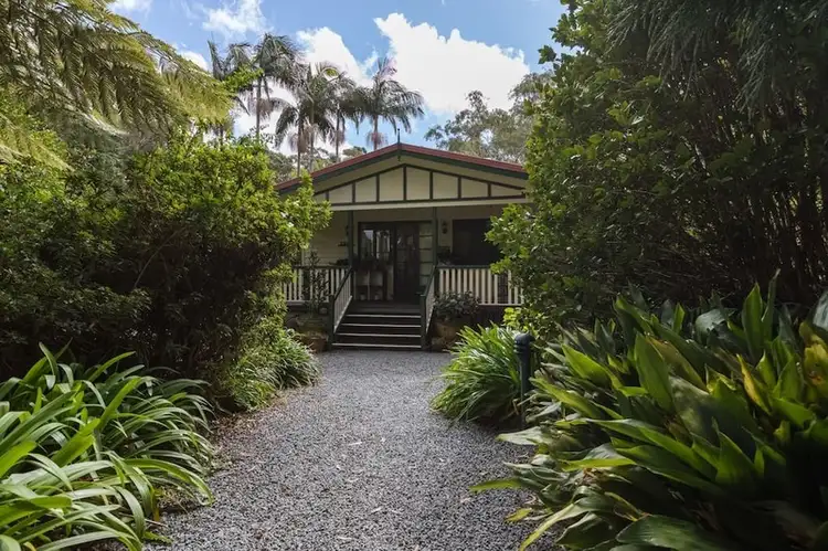 8 Canyon Parade, Springbrook QLD 4213