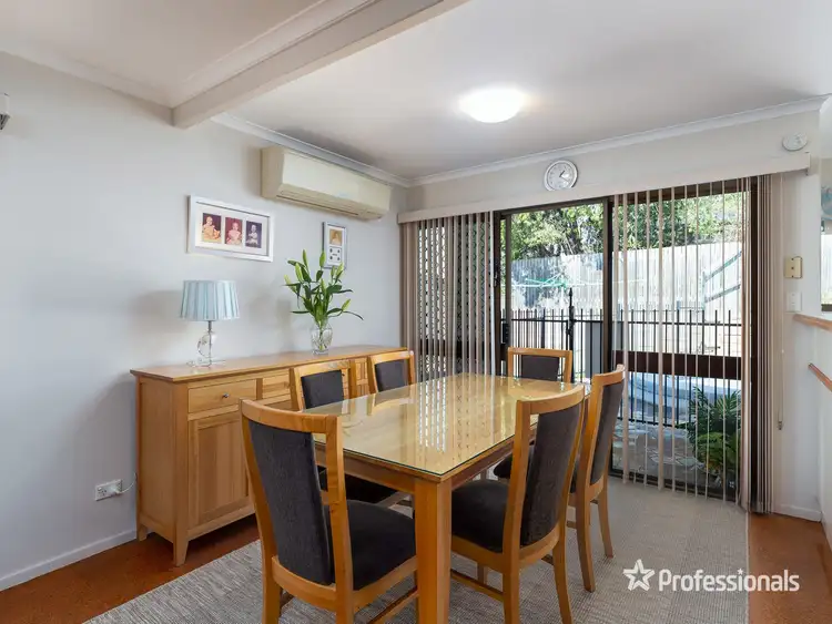 Fifth view of Homely house listing, 2 Kara Grove, Ferny Hills QLD 4055