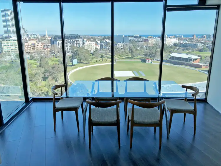 1406/83 Queens Road, Melbourne VIC 3004