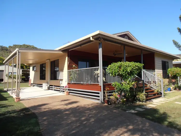 100 Gifford Street, Horseshoe Bay QLD 4819