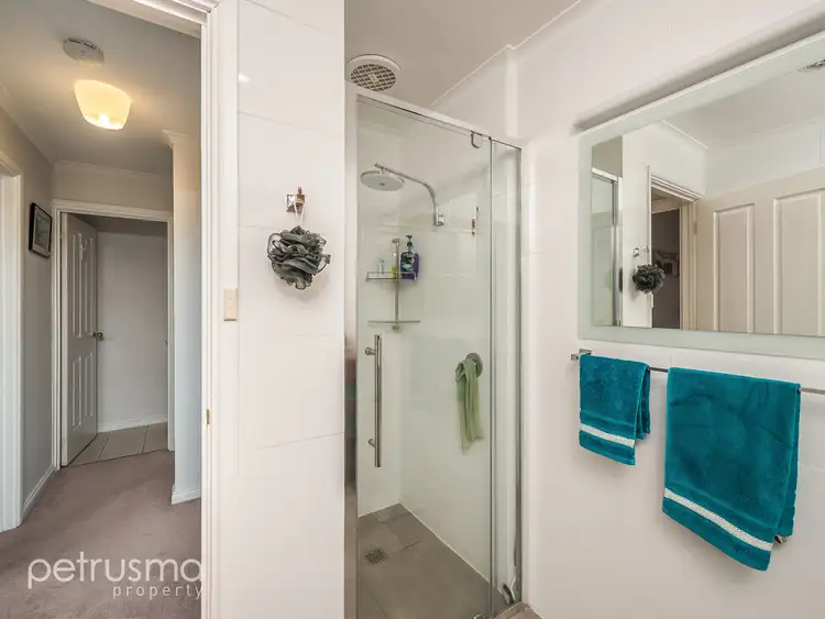 Third view of Homely unit listing, 4/84 Malunna Road, Lindisfarne TAS 7015