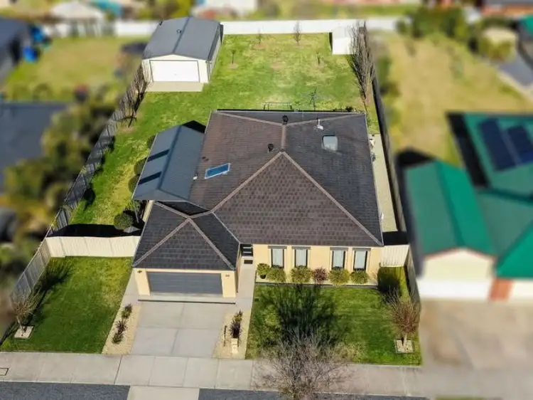 26 Brewer Drive, West Wodonga VIC 3690