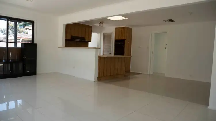 Fifth view of Homely house listing, 4 Kinterbury Drive, Kings Park VIC 3021