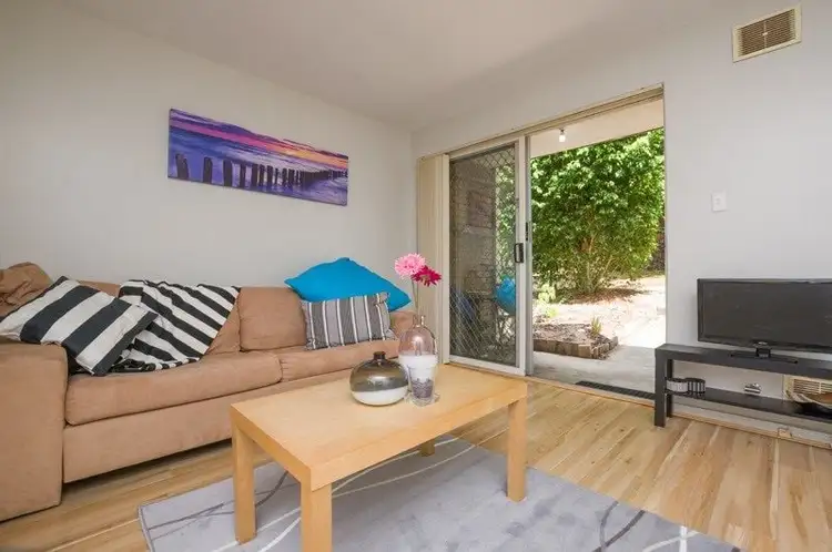134 Deanmore Rd, Scarborough WA 6019