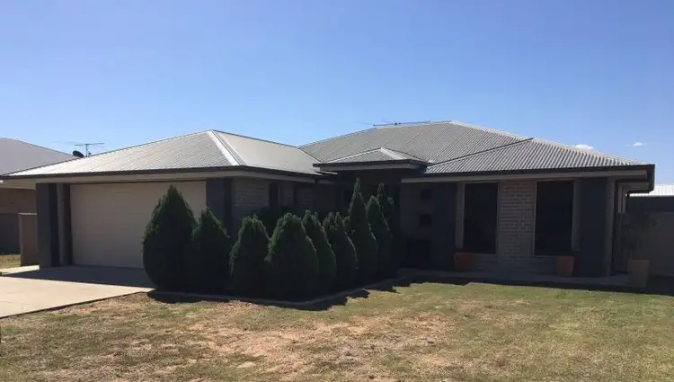 16 Sommerfeld Crescent, Chinchilla QLD 4413
