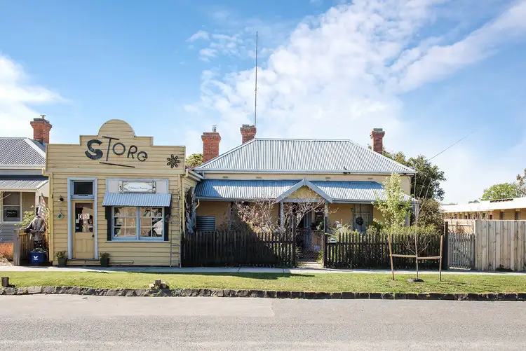 129 Commercial Road, Yarram VIC 3971