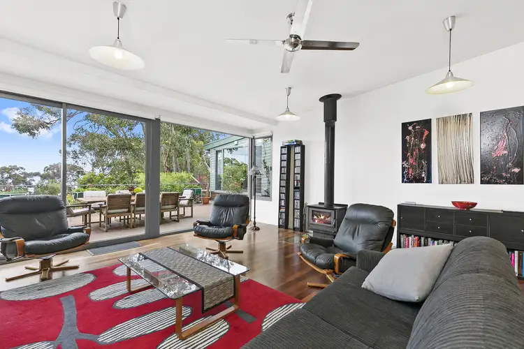 11 Normanby Terrace, Lorne VIC 3232